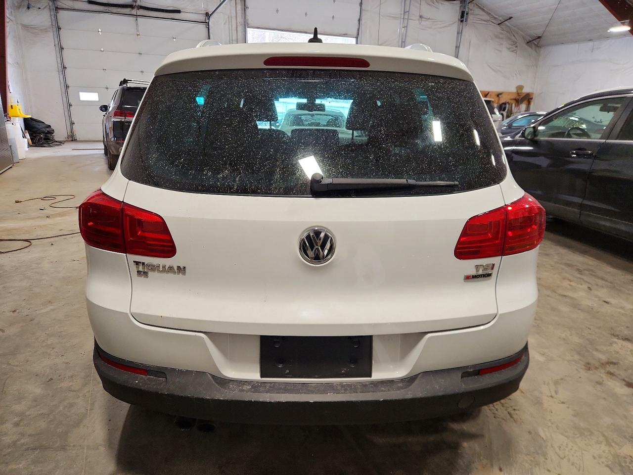 2016 VOLKSWAGEN TIGUAN S photo 16
