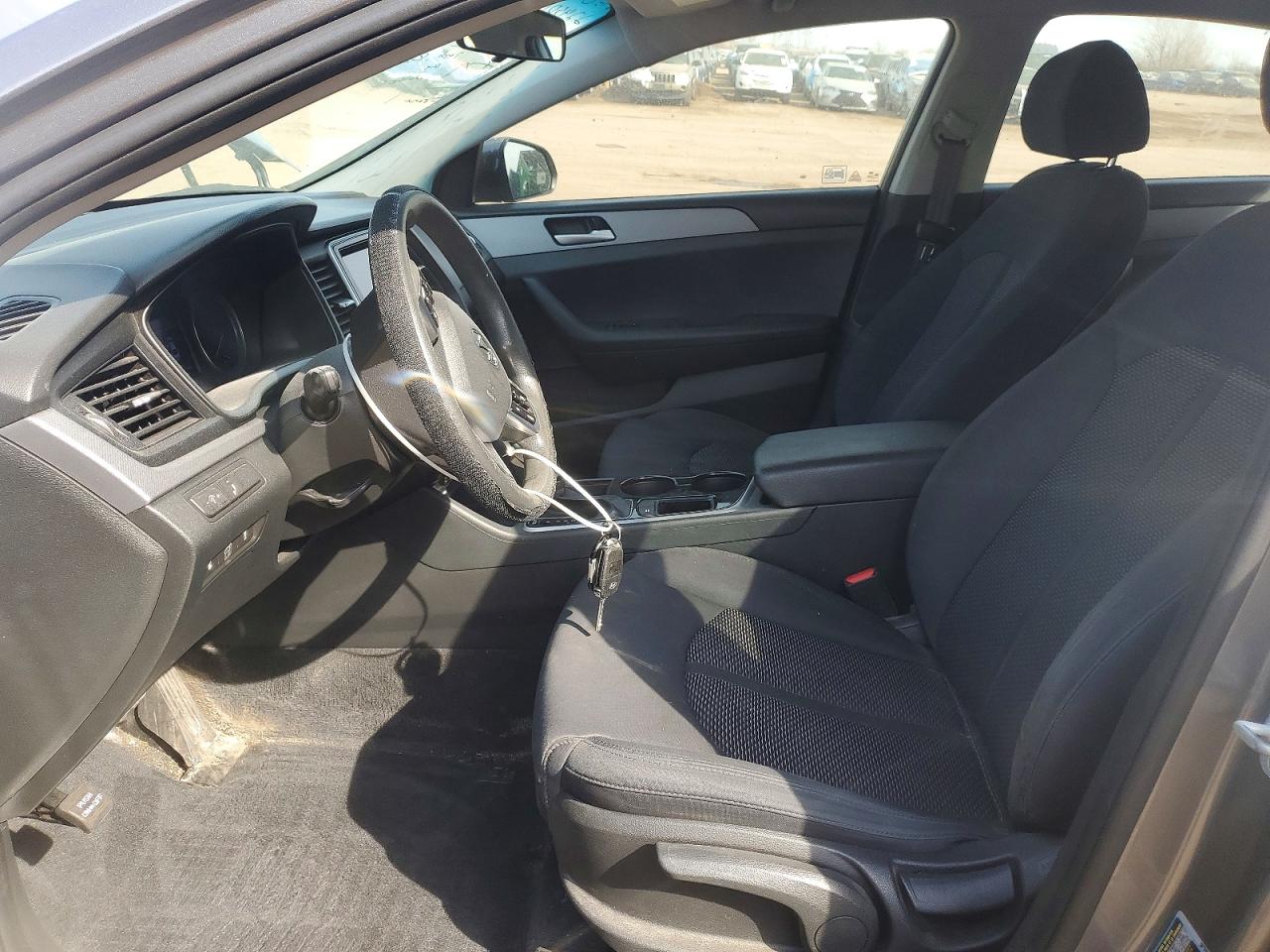 2018 HYUNDAI SONATA SE photo 19