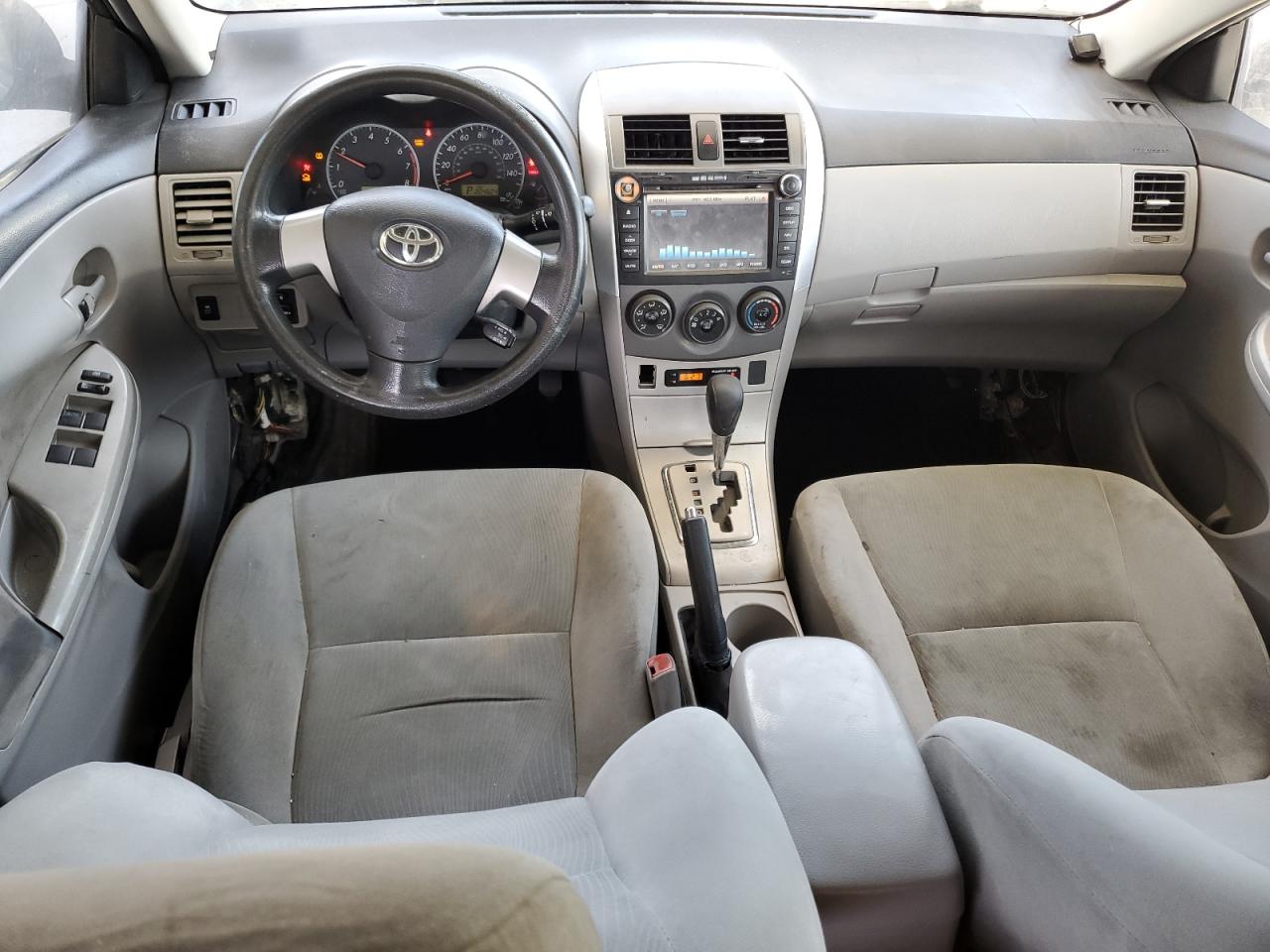 2011 TOYOTA COROLLA BASE photo 8
