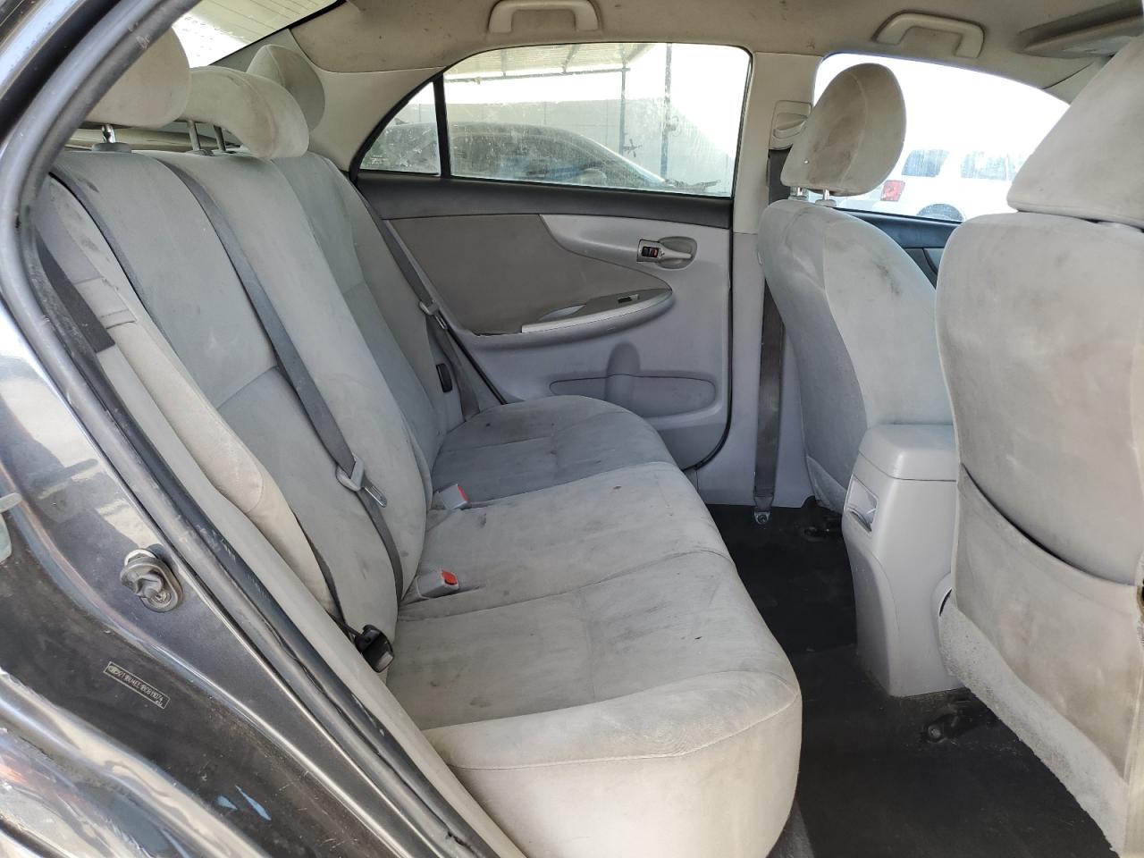 2011 TOYOTA COROLLA BASE photo 10