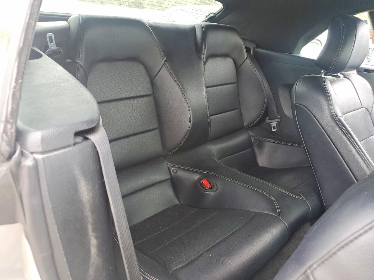 2016 FORD MUSTANG photo 10