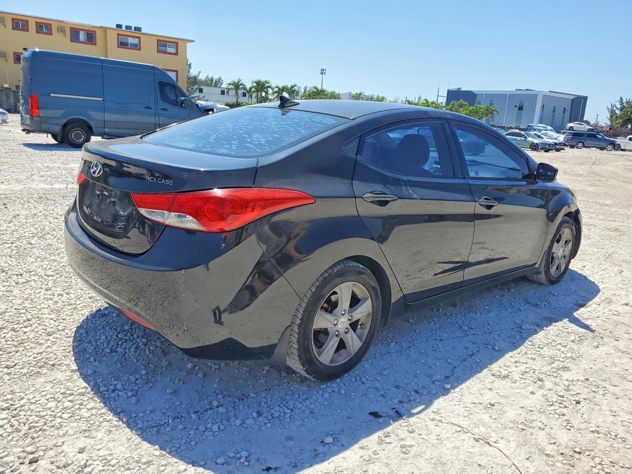 2013 HYUNDAI ELANTRA GLS photo 3
