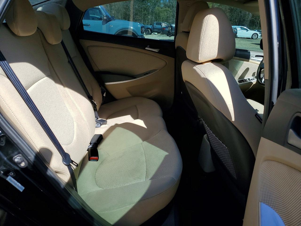 2012 HYUNDAI ACCENT GLS photo 28