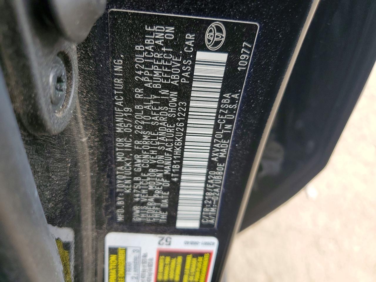 2019 TOYOTA CAMRY SE photo 34