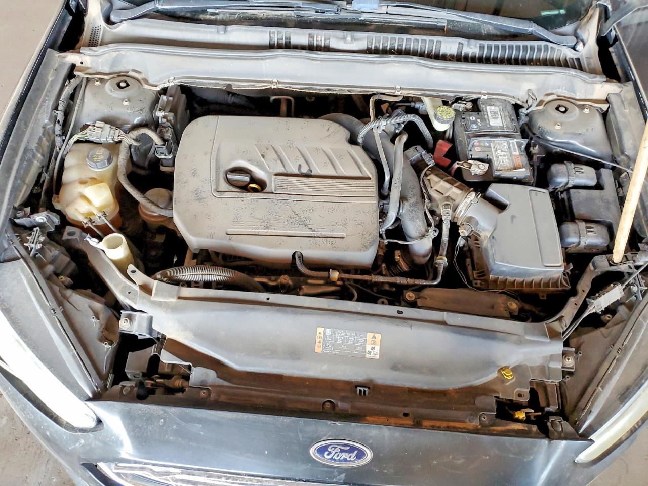 2014 FORD FUSION SE photo 11