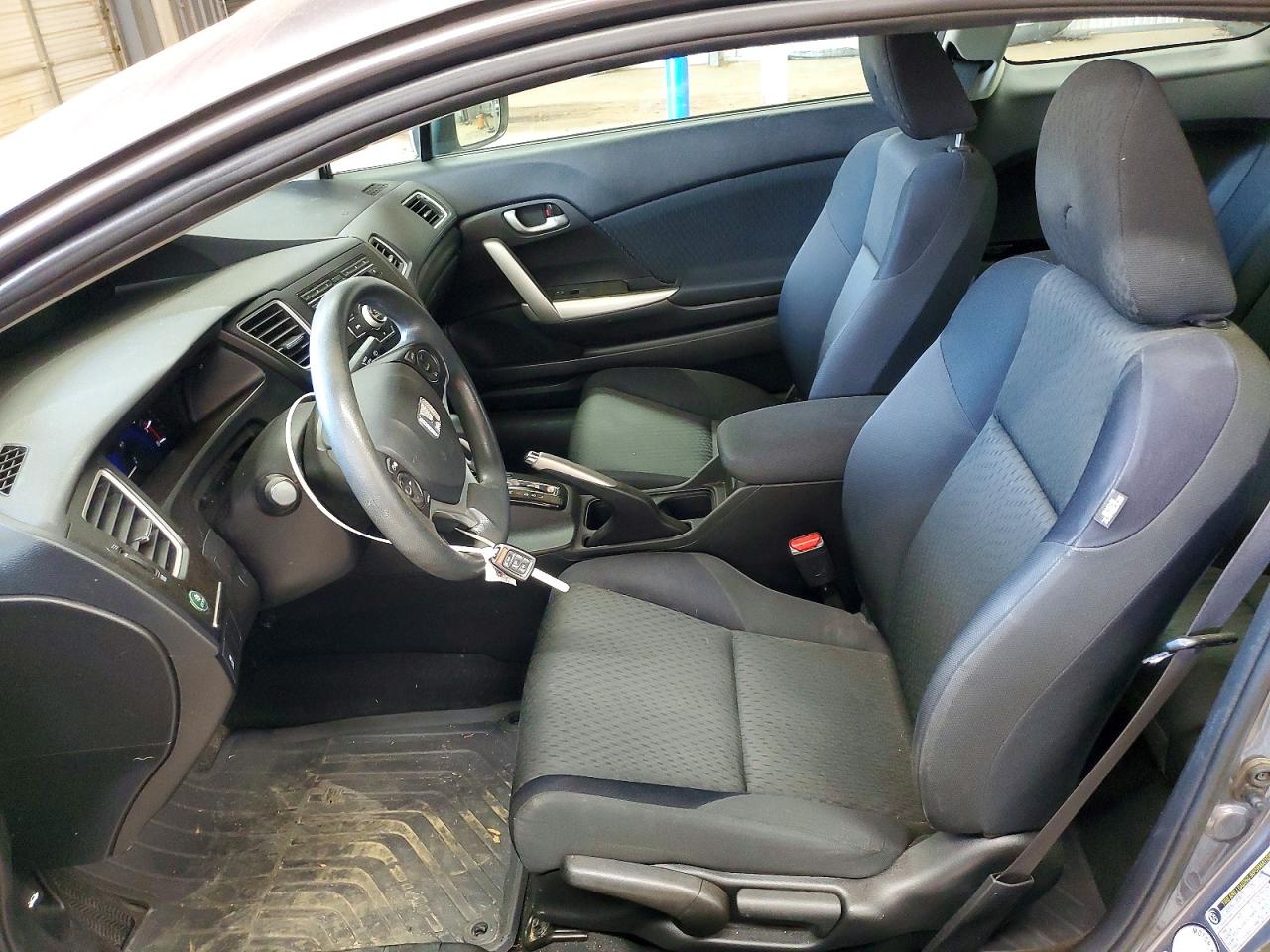 2015 HONDA CIVIC LX photo 13