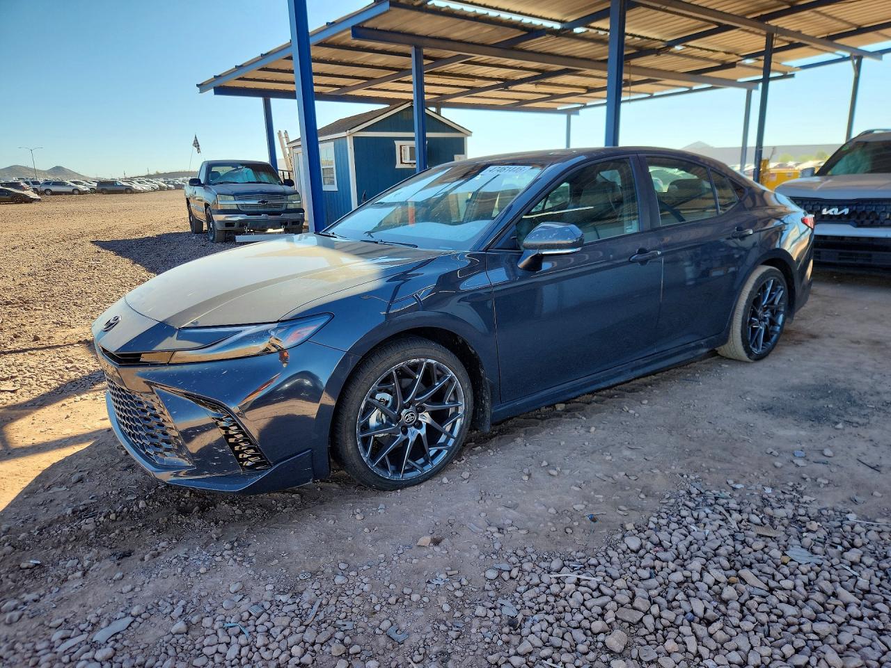 2025 TOYOTA CAMRY