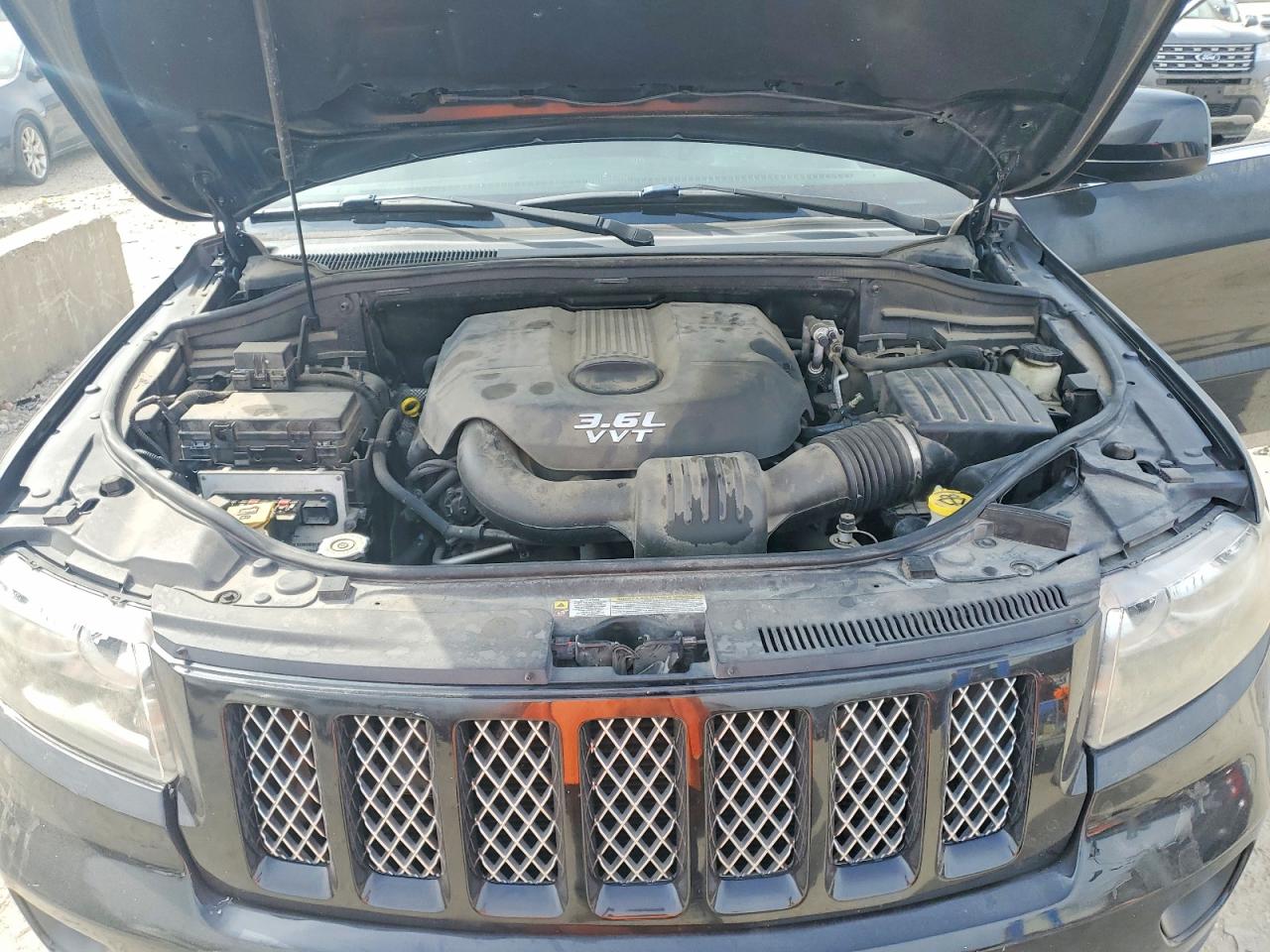 2012 JEEP GRAND CHEROKEE LAREDO photo 12