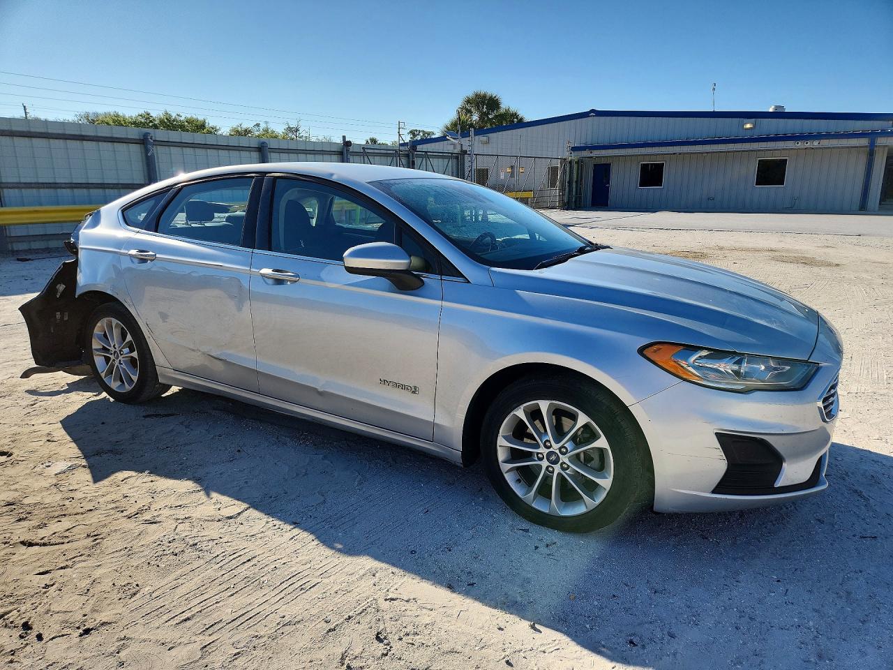 2019 FORD FUSION SE photo 4