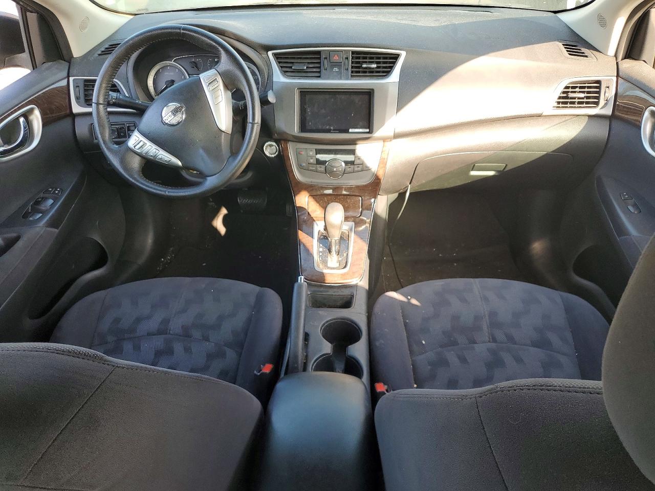 2013 NISSAN SENTRA S photo 22