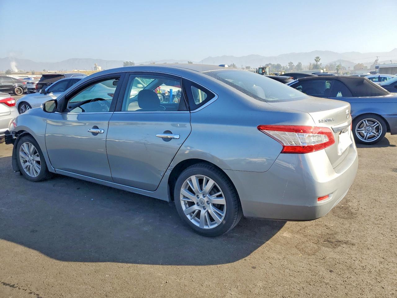 2013 NISSAN SENTRA S photo 4
