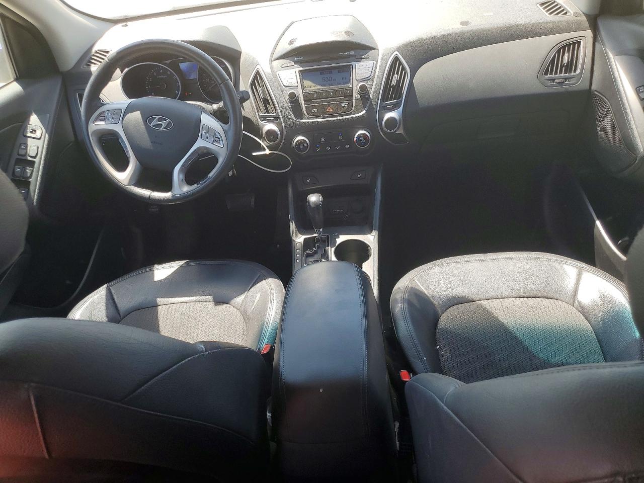 2013 HYUNDAI TUCSON GLS photo 15