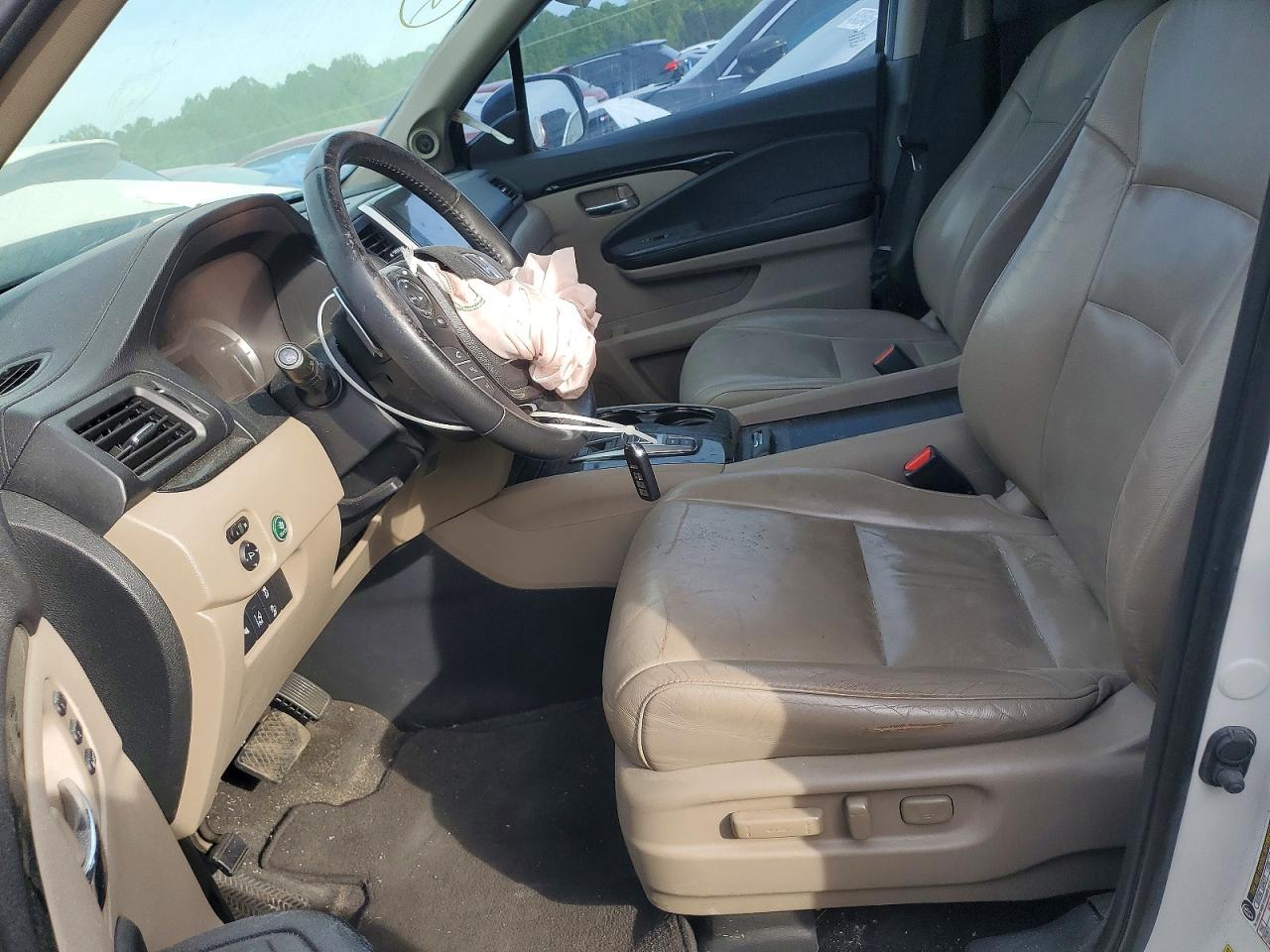 2016 HONDA PILOT TOURING photo 7