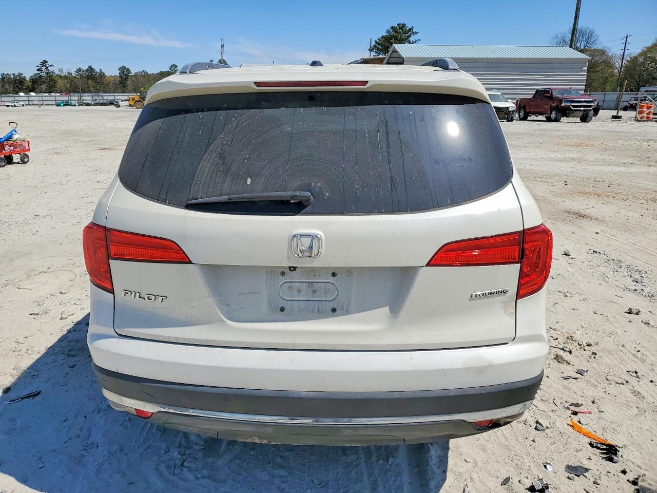 2016 HONDA PILOT TOURING photo 6