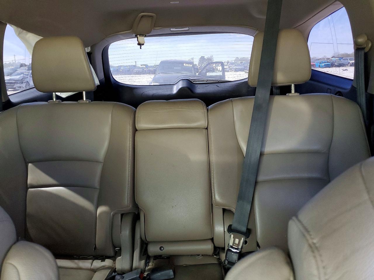 2016 HONDA PILOT TOURING photo 10