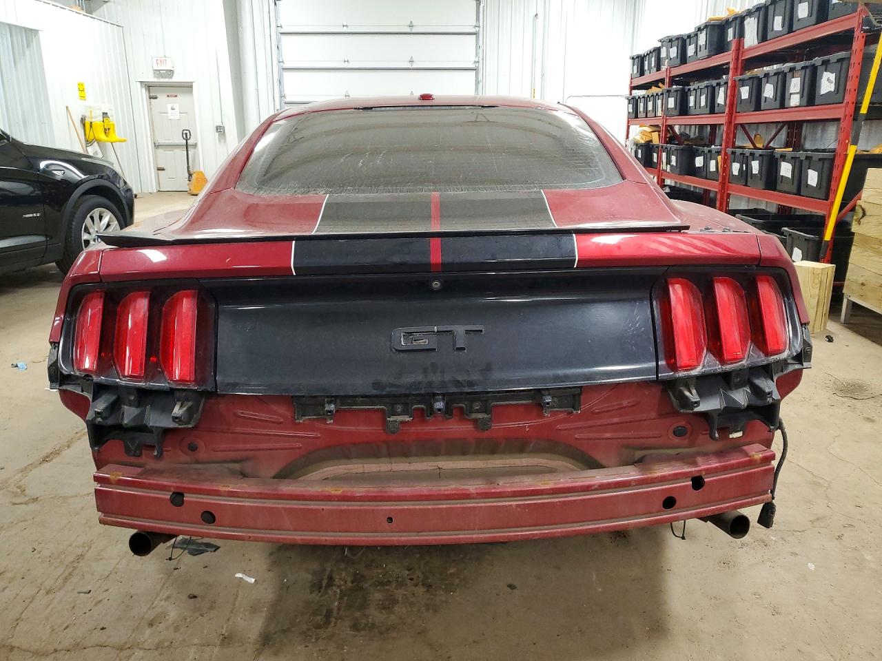 2017 FORD MUSTANG GT photo 16