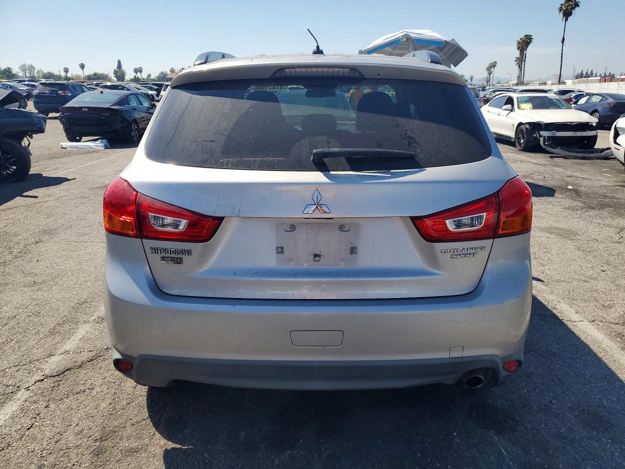 2013 MITSUBISHI OUTLANDER SPORT LE photo 11