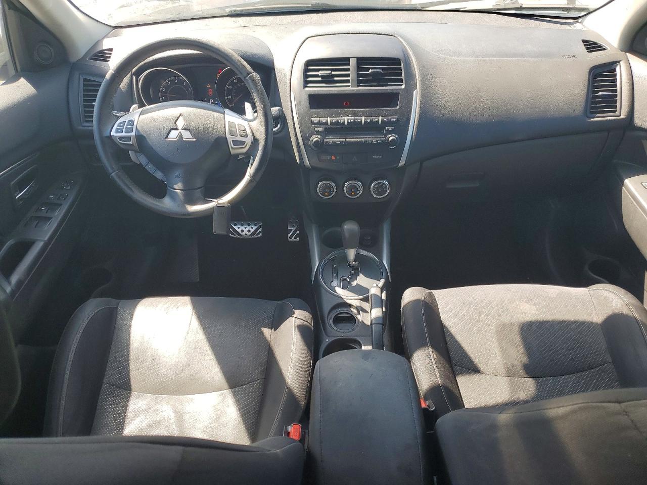 2013 MITSUBISHI OUTLANDER SPORT LE photo 15