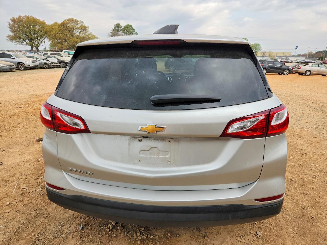 2021 CHEVROLET EQUINOX LS photo 11
