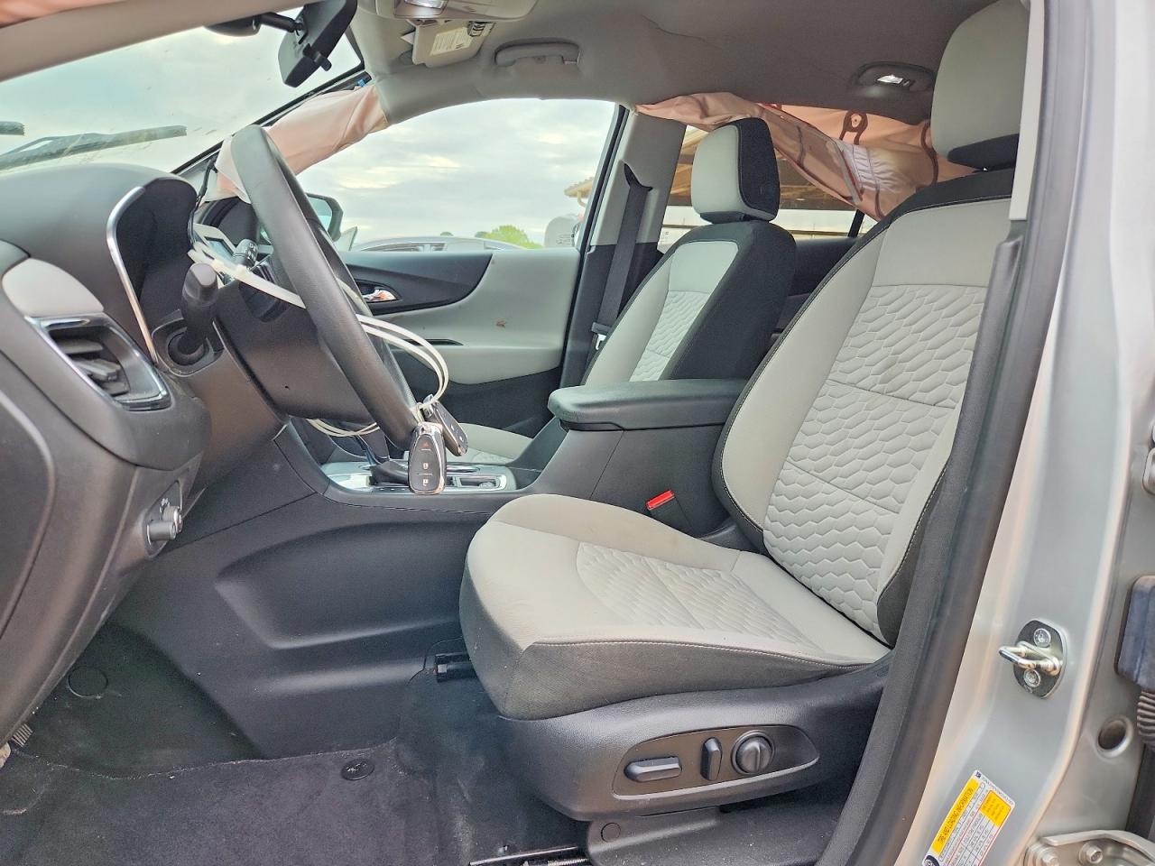 2021 CHEVROLET EQUINOX LS photo 13