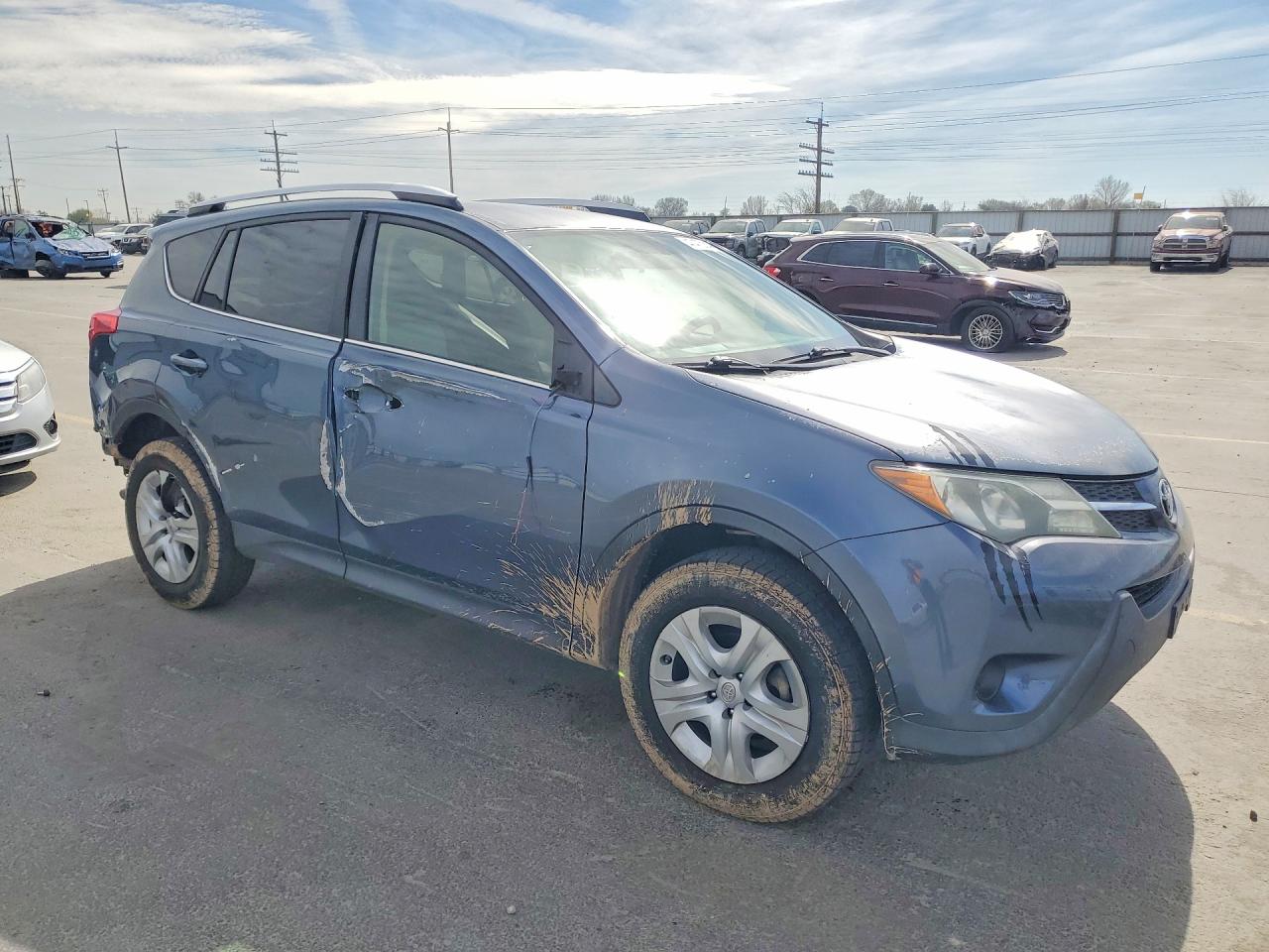 2013 TOYOTA RAV4 LE photo 7