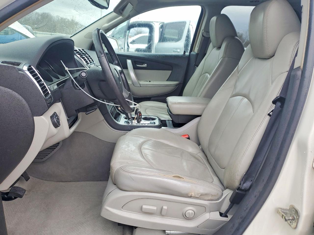 2009 GMC ACADIA SLT-2 photo 19