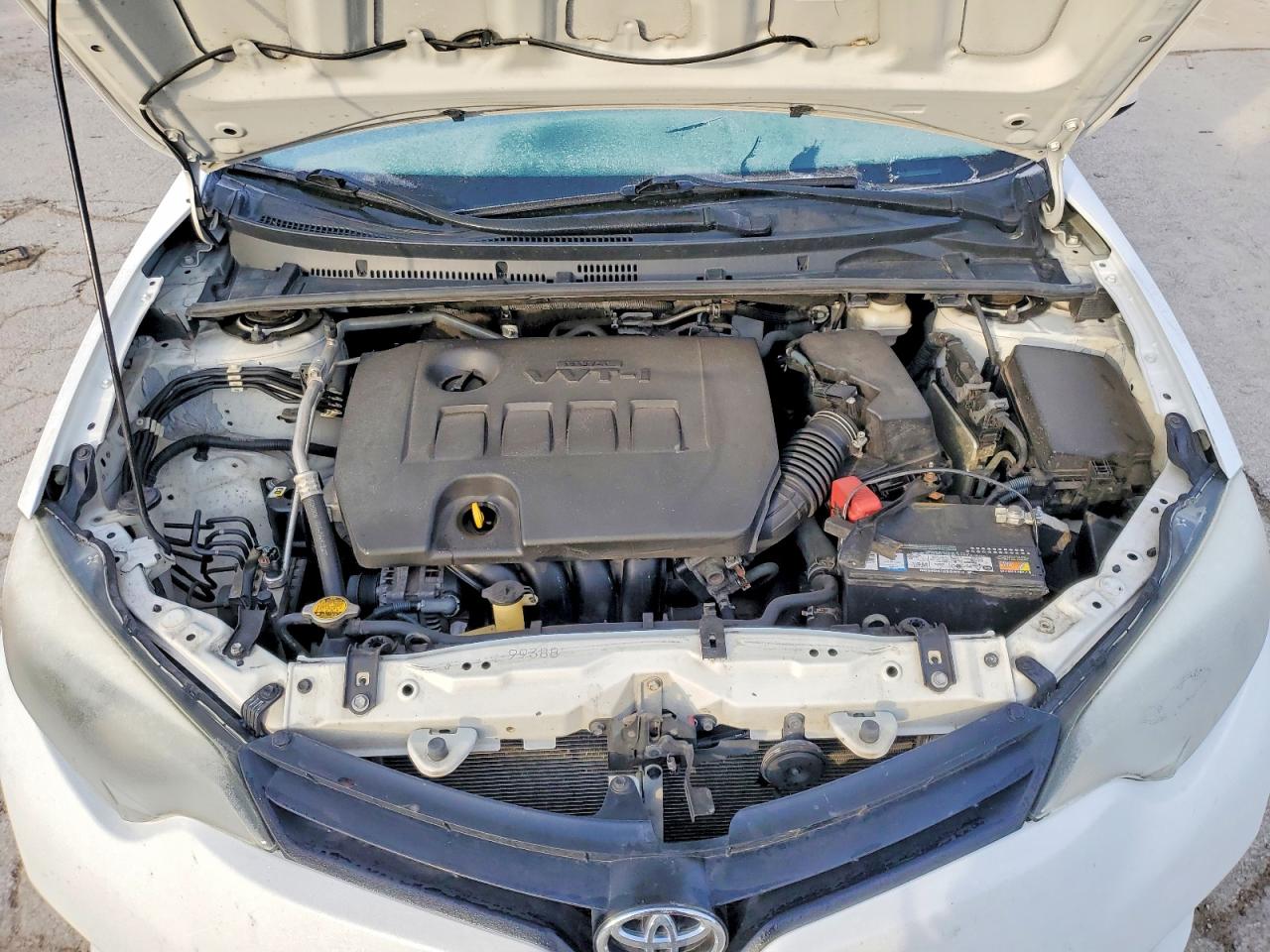 2014 TOYOTA COROLLA LE photo 11