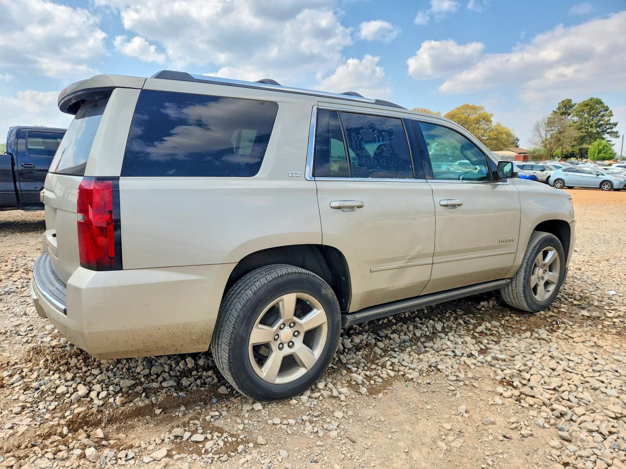 2015 CHEVROLET TAHOE K1500 LTZ photo 3