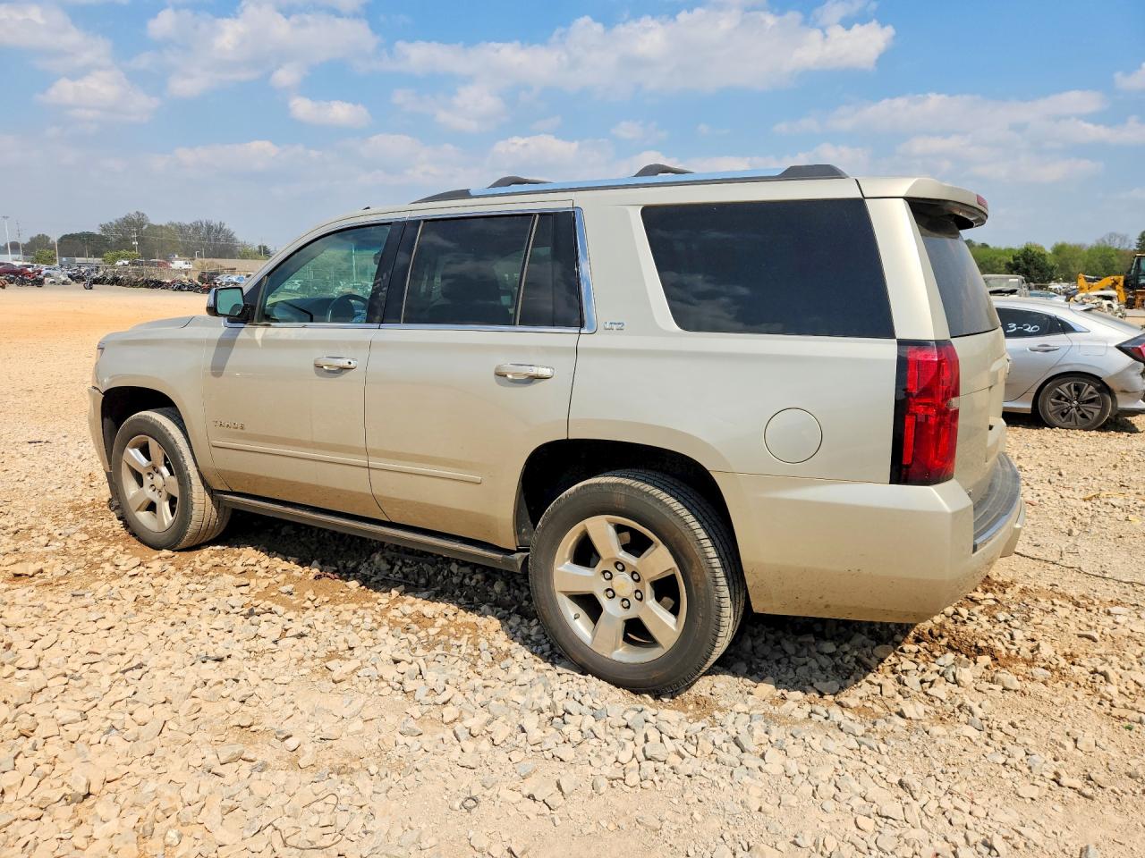 2015 CHEVROLET TAHOE K1500 LTZ photo 2