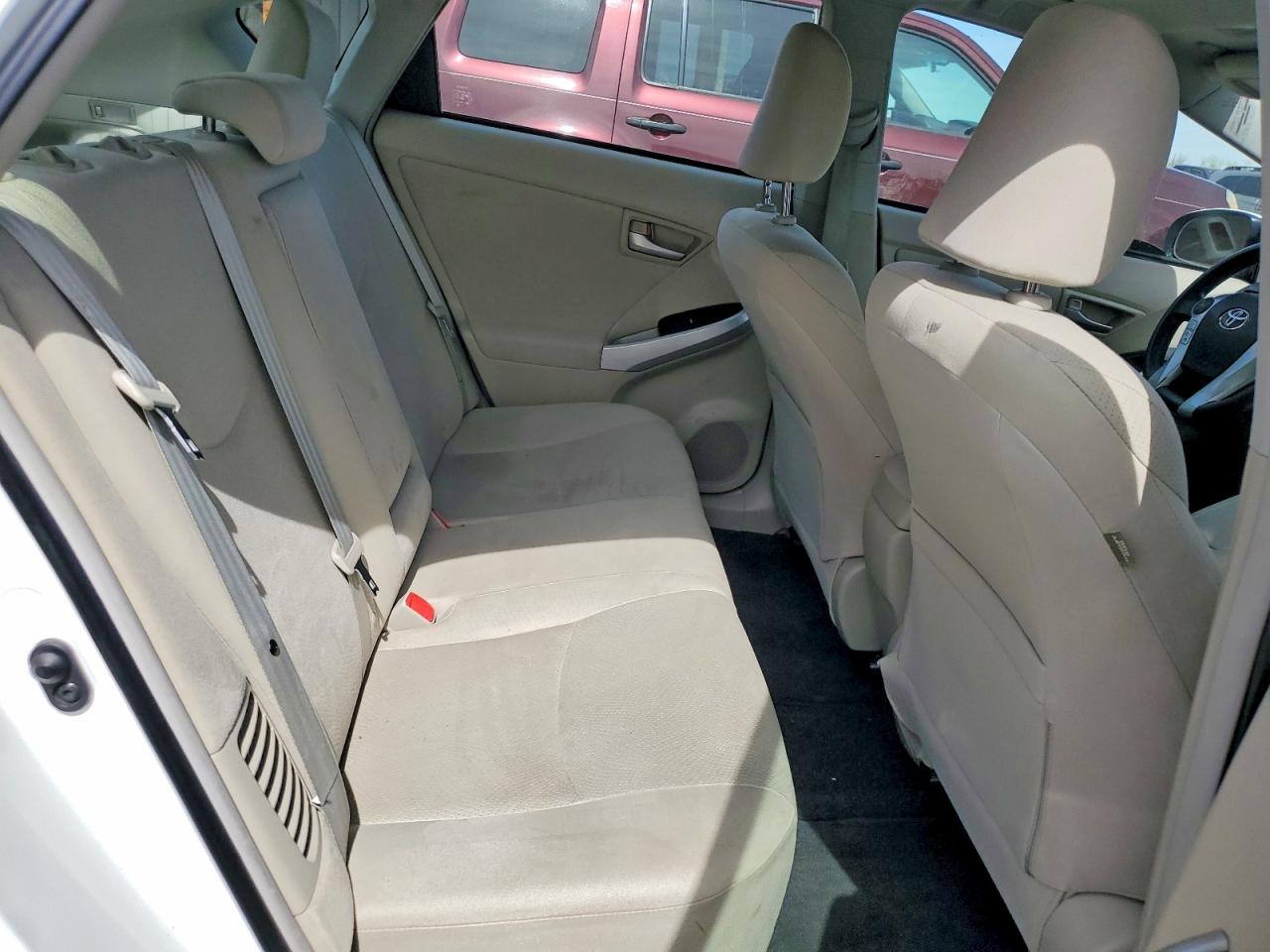 2012 TOYOTA PRIUS THREE photo 10