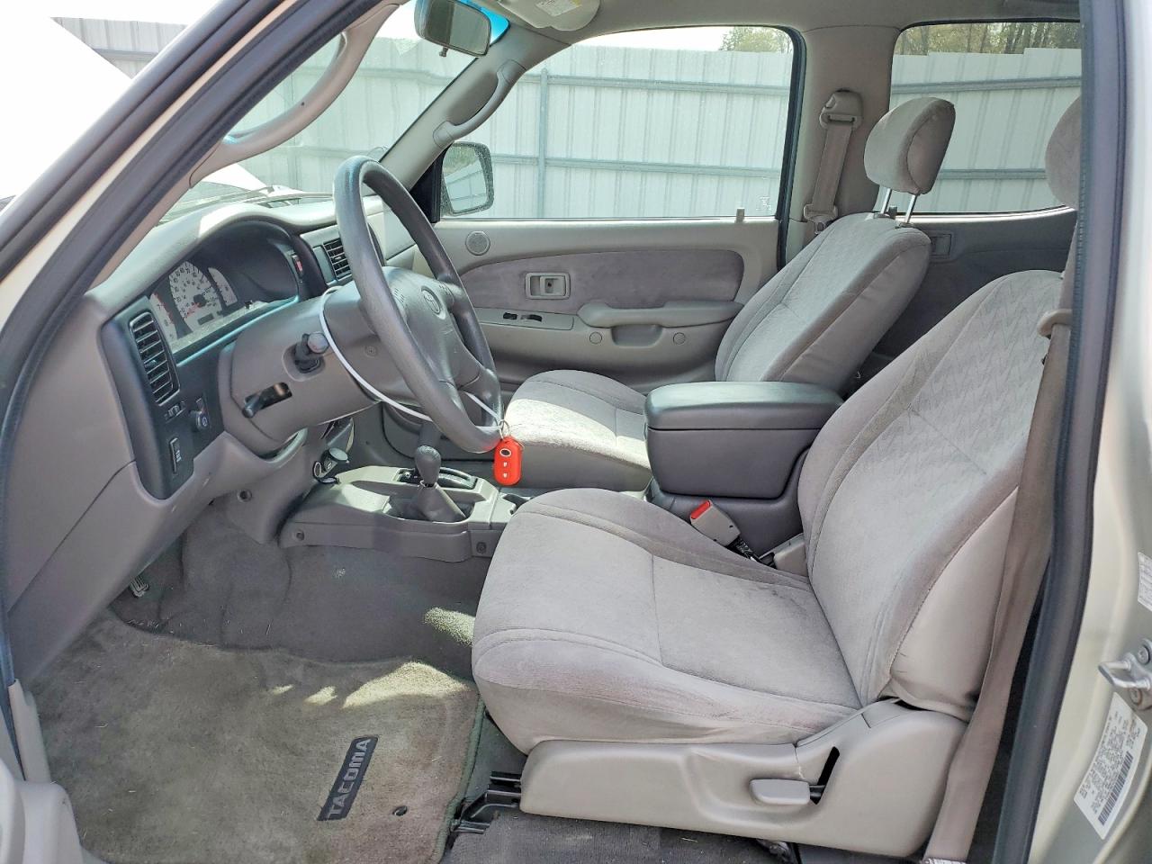 2004 TOYOTA TACOMA V6 photo 13