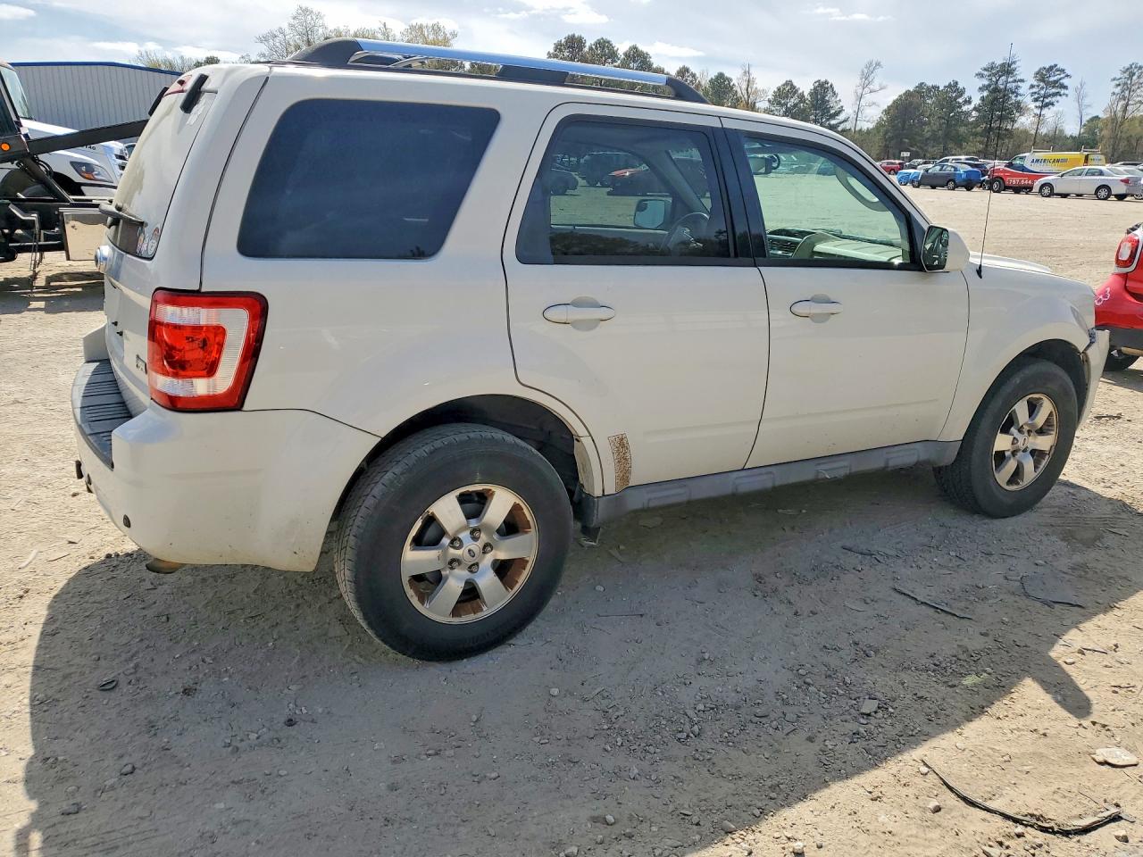 2010 FORD ESCAPE LIMITED photo 5