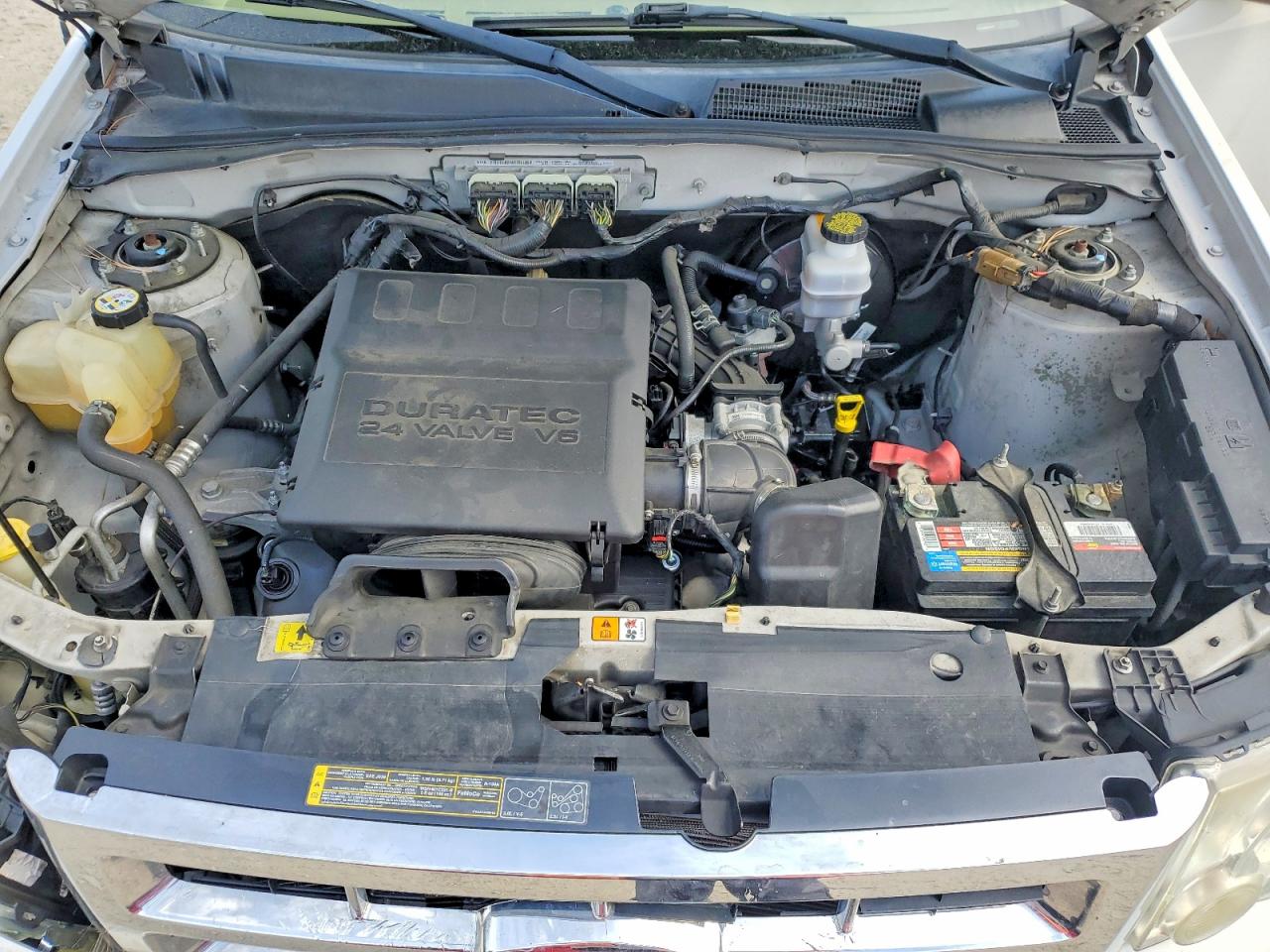 2010 FORD ESCAPE LIMITED photo 23