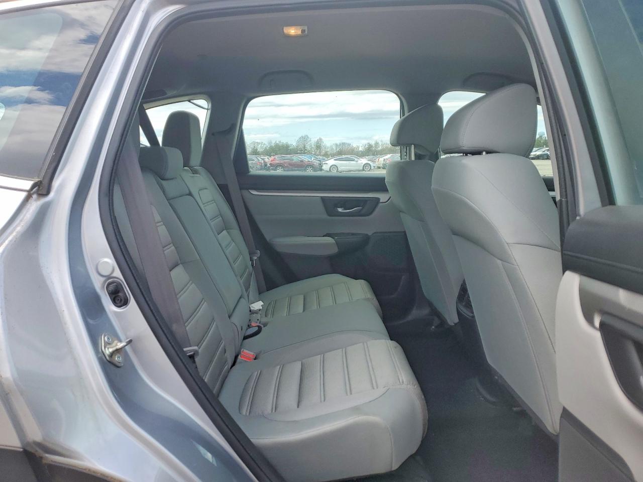 2018 HONDA CR-V LX photo 21