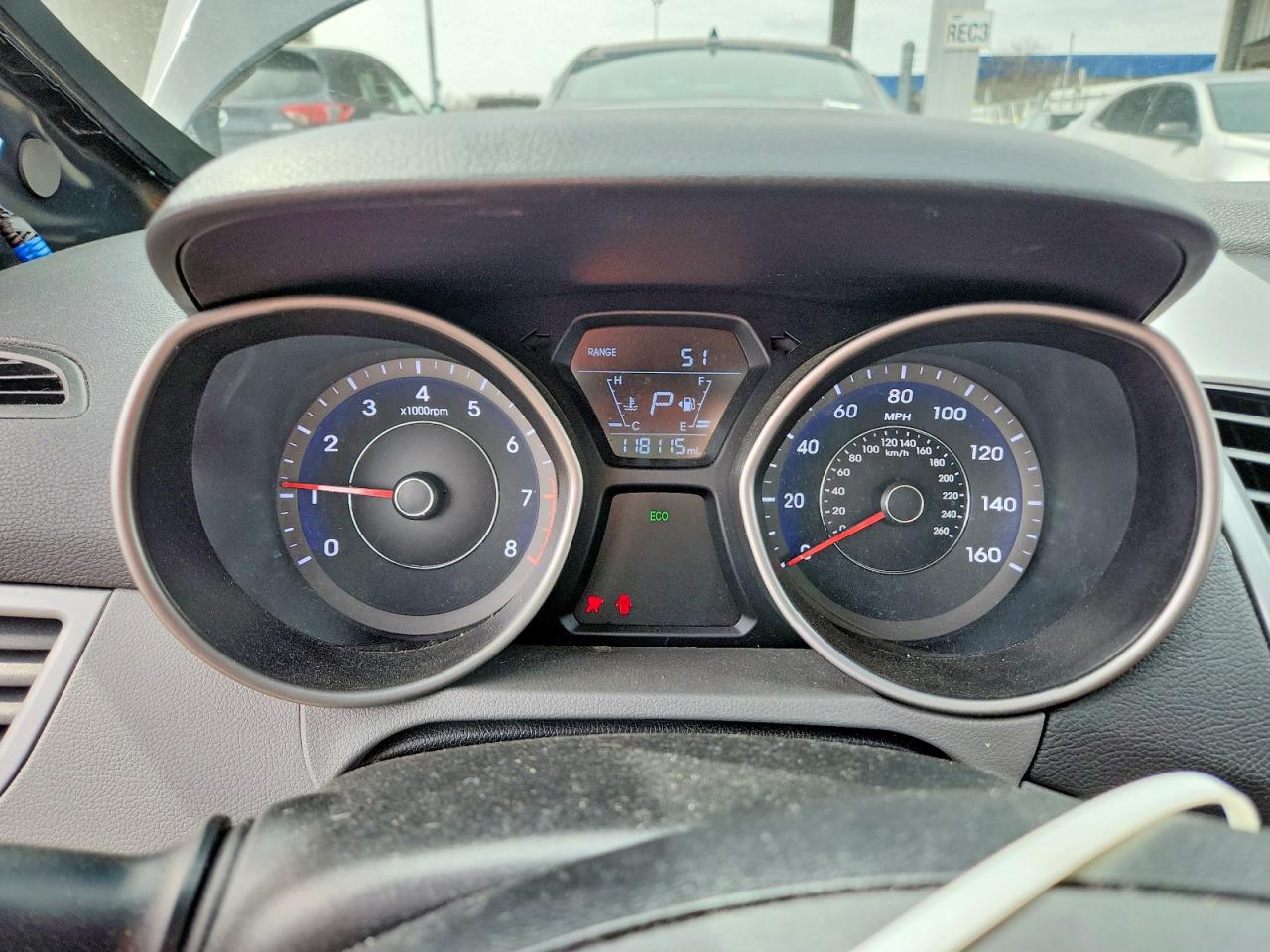 2016 HYUNDAI ELANTRA SE photo 9