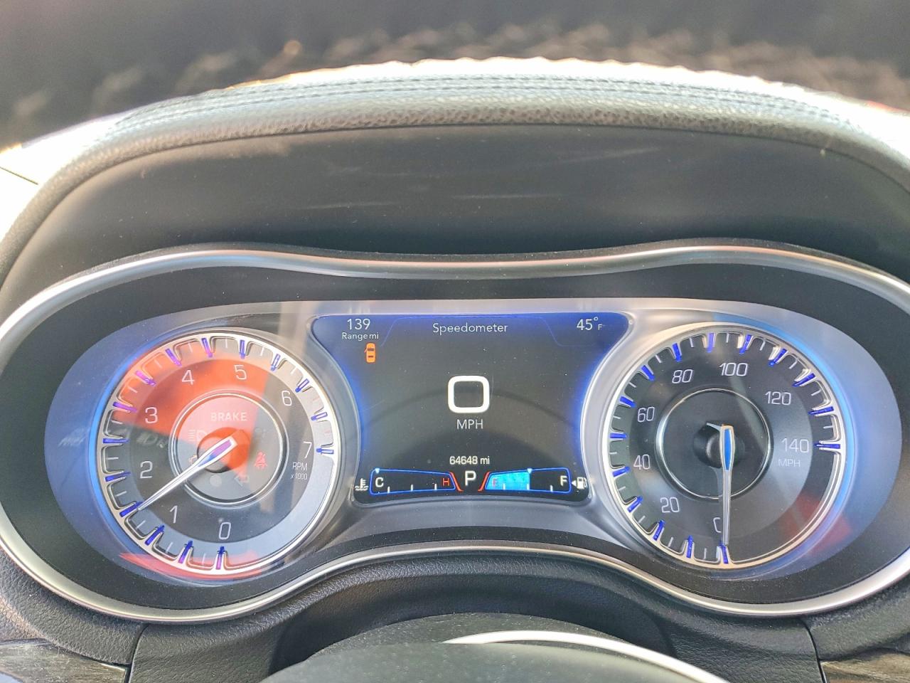 2018 CHRYSLER 300 TOURING photo 17