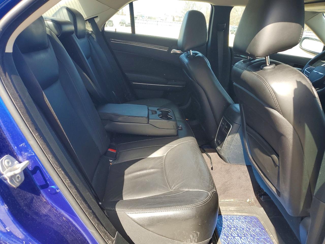 2018 CHRYSLER 300 TOURING photo 19