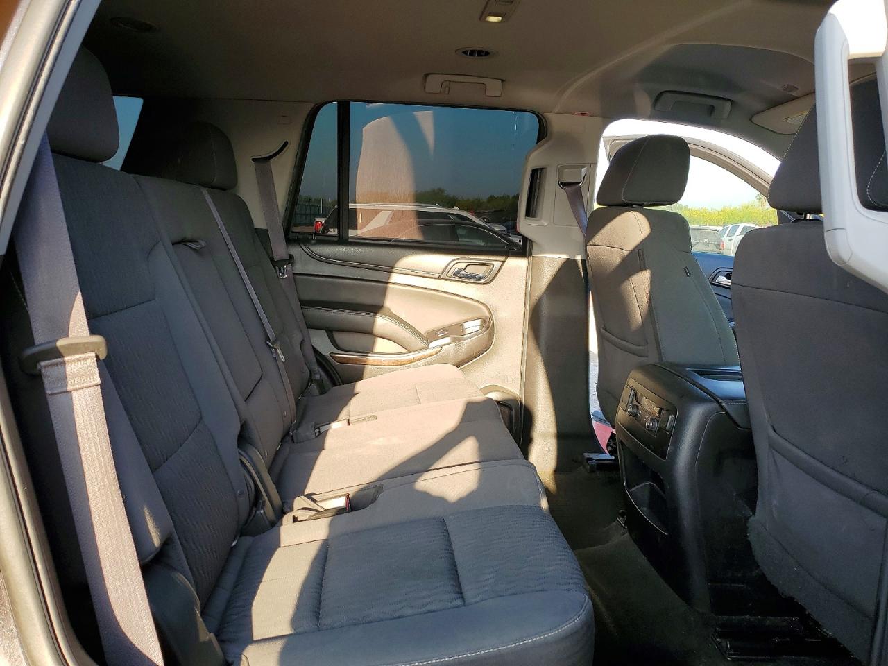 2017 CHEVROLET TAHOE C1500 LS photo 10