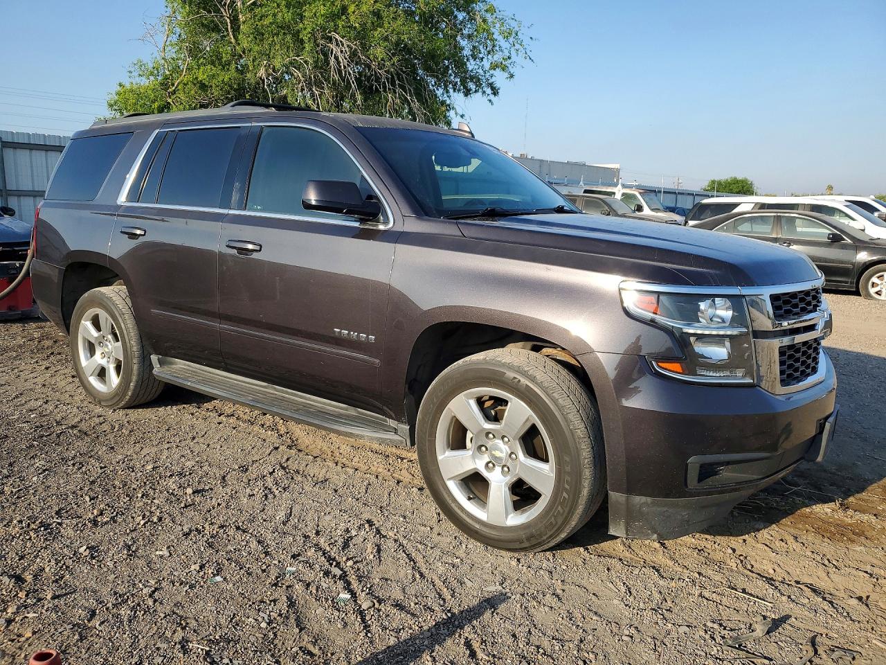 2017 CHEVROLET TAHOE C1500 LS photo 4