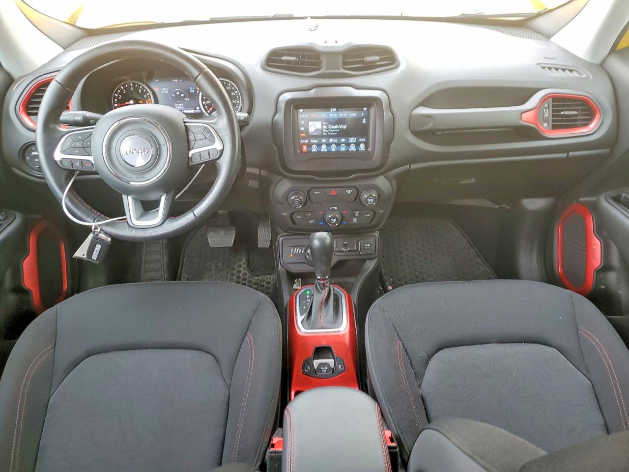 2019 JEEP RENEGADE TRAILHAWK photo 8