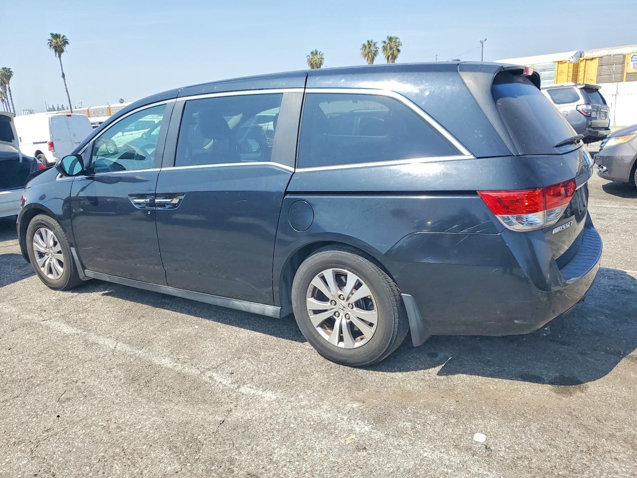 2014 HONDA ODYSSEY EXL photo 2