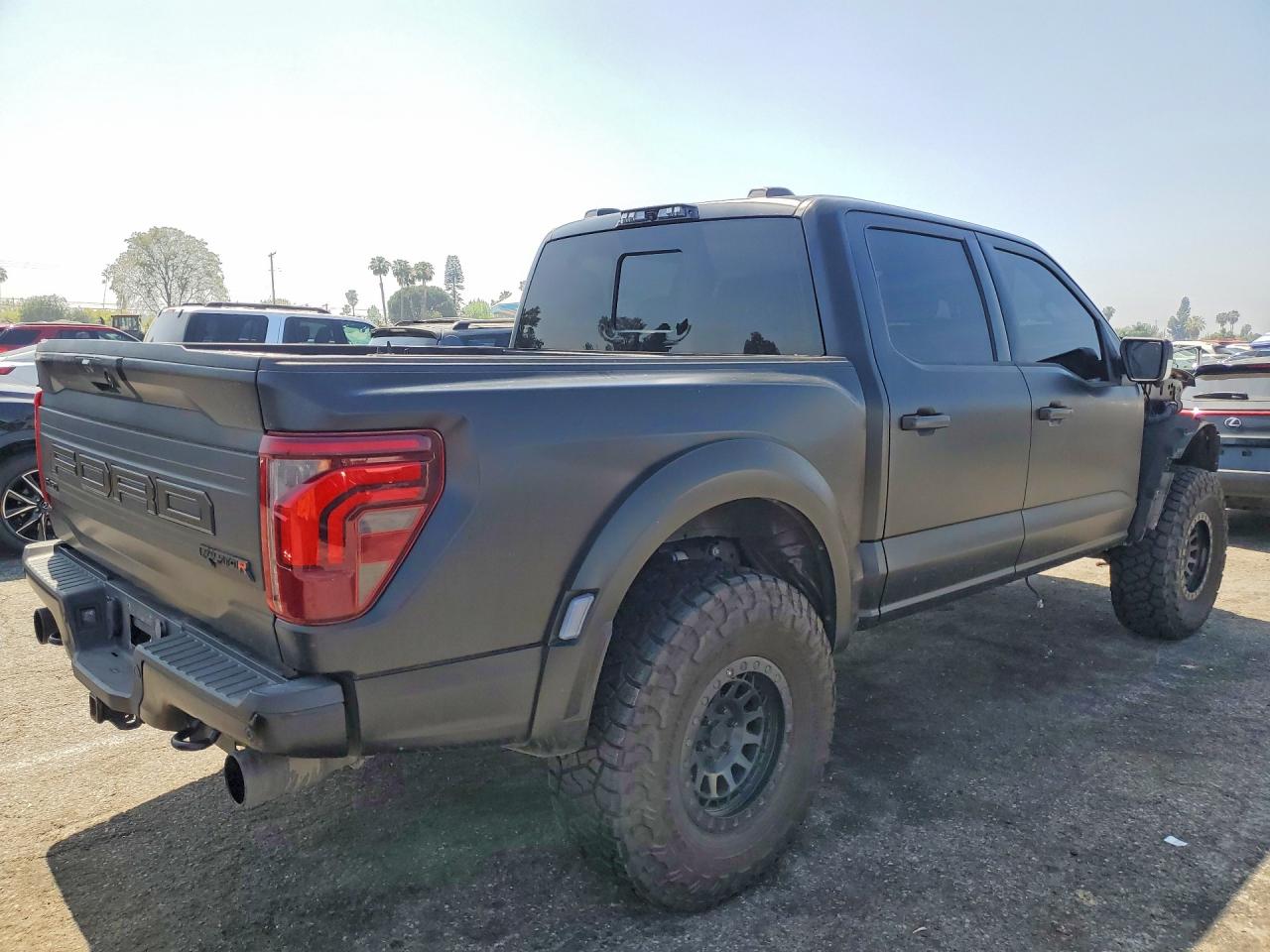 2024 FORD F150 RAPTOR photo 3
