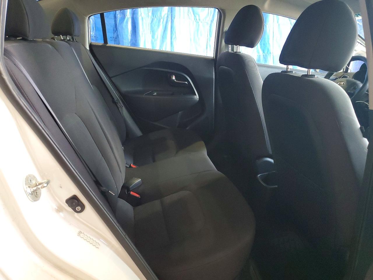 2016 KIA RIO LX photo 19
