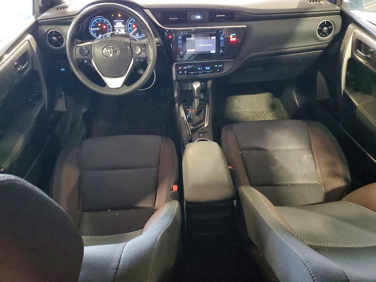 2018 TOYOTA COROLLA LE photo 22