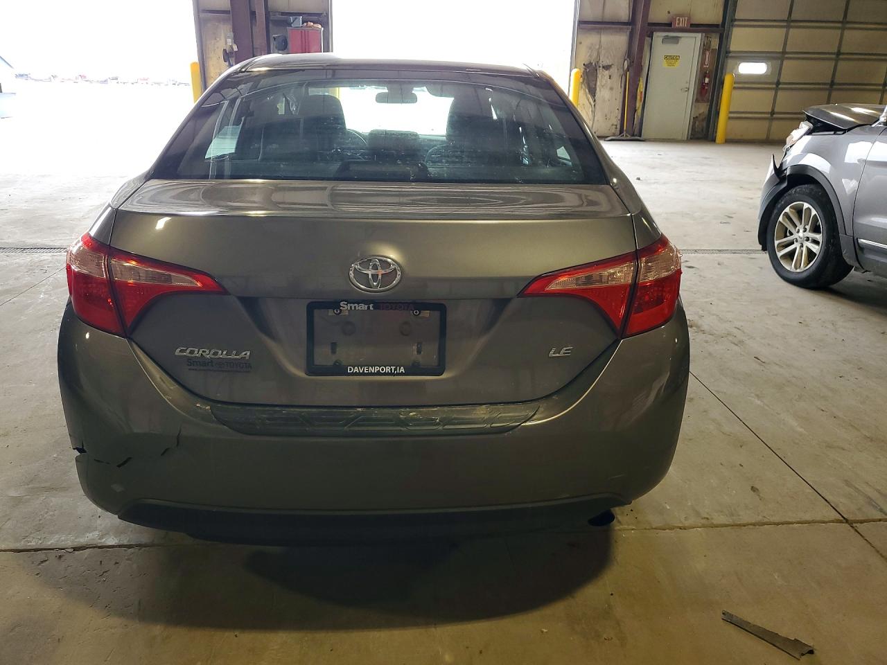 2018 TOYOTA COROLLA LE photo 16