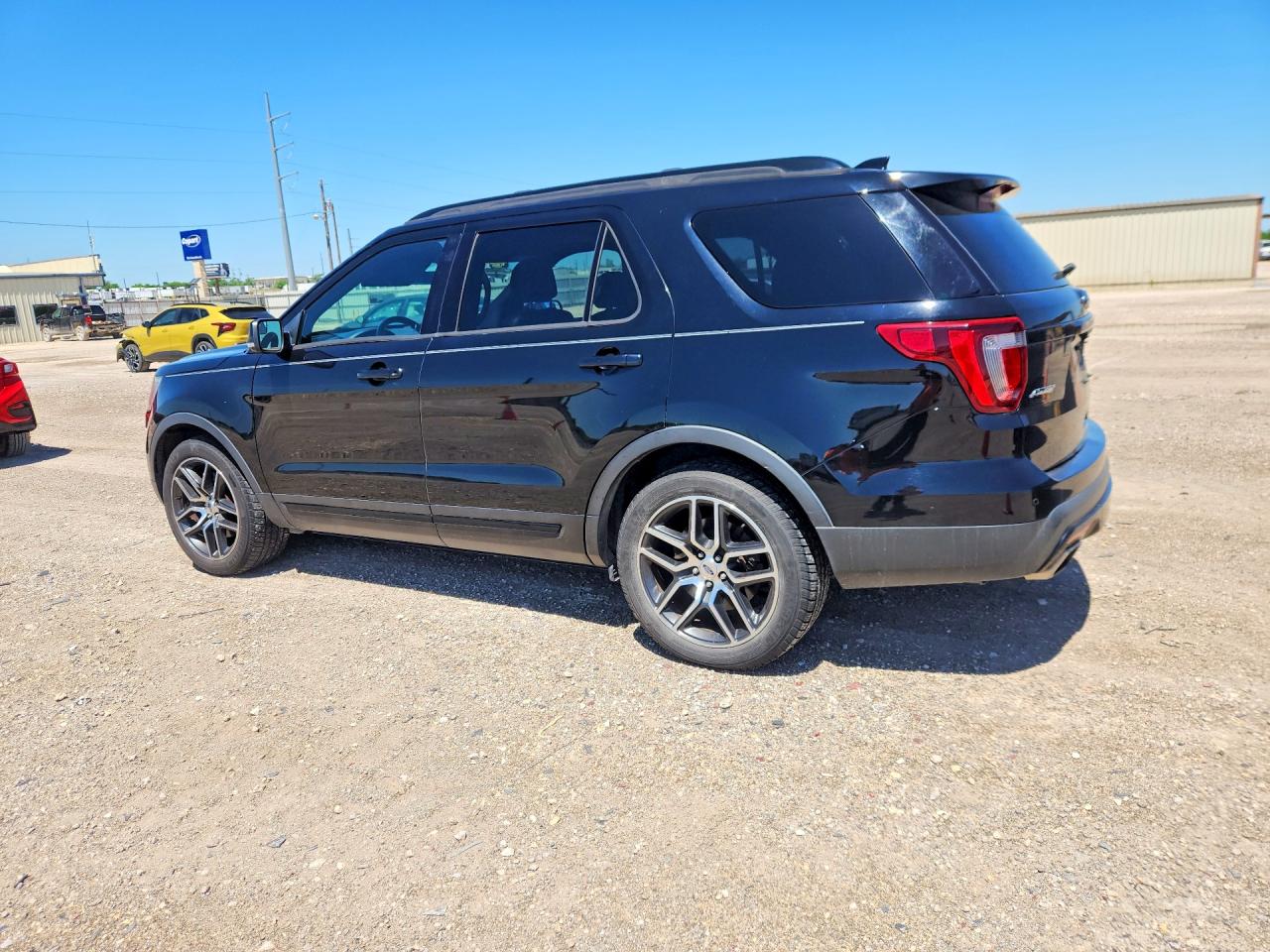 2017 FORD EXPLORER SPORT photo 3