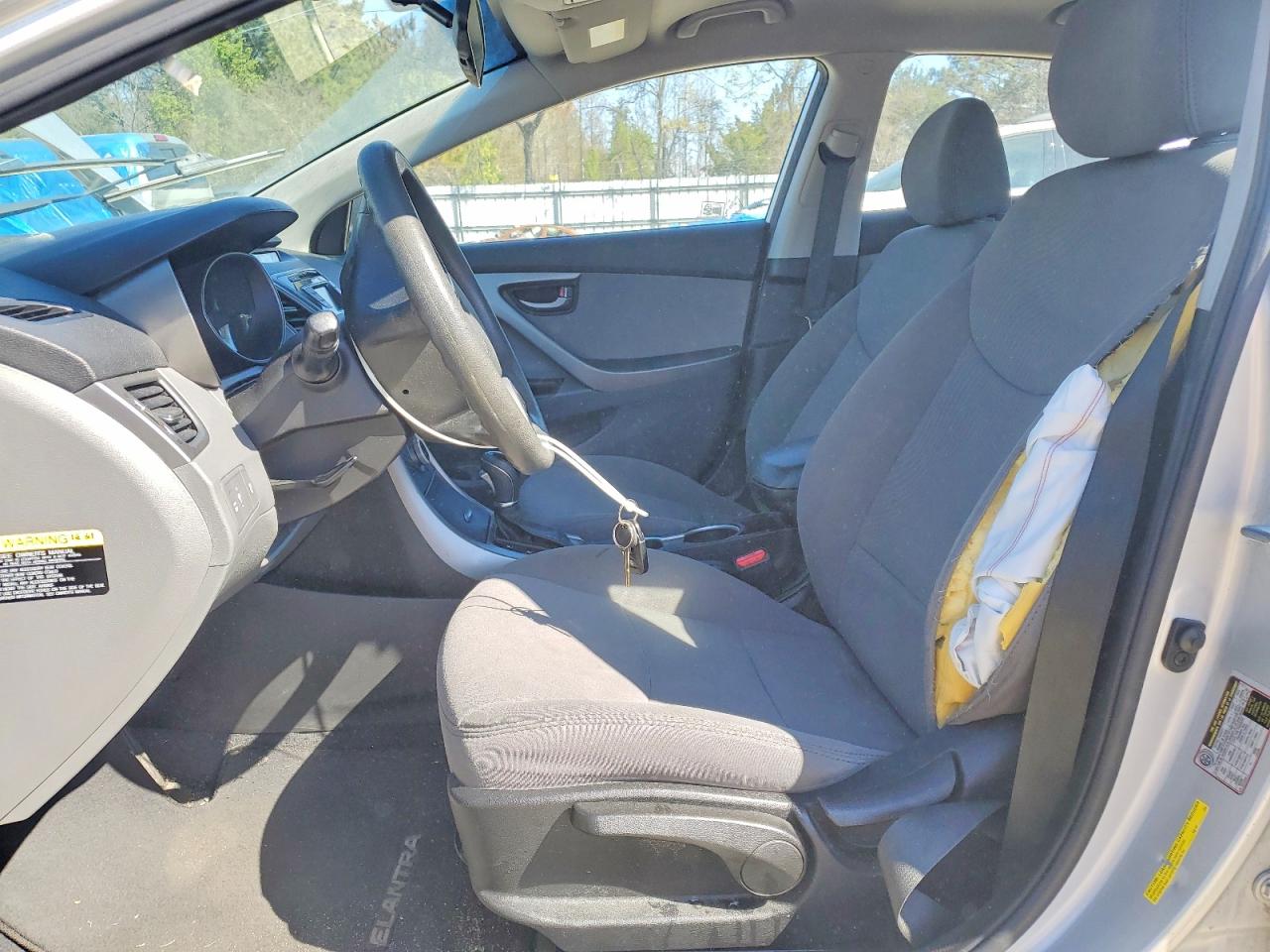 2016 HYUNDAI ELANTRA SE photo 19