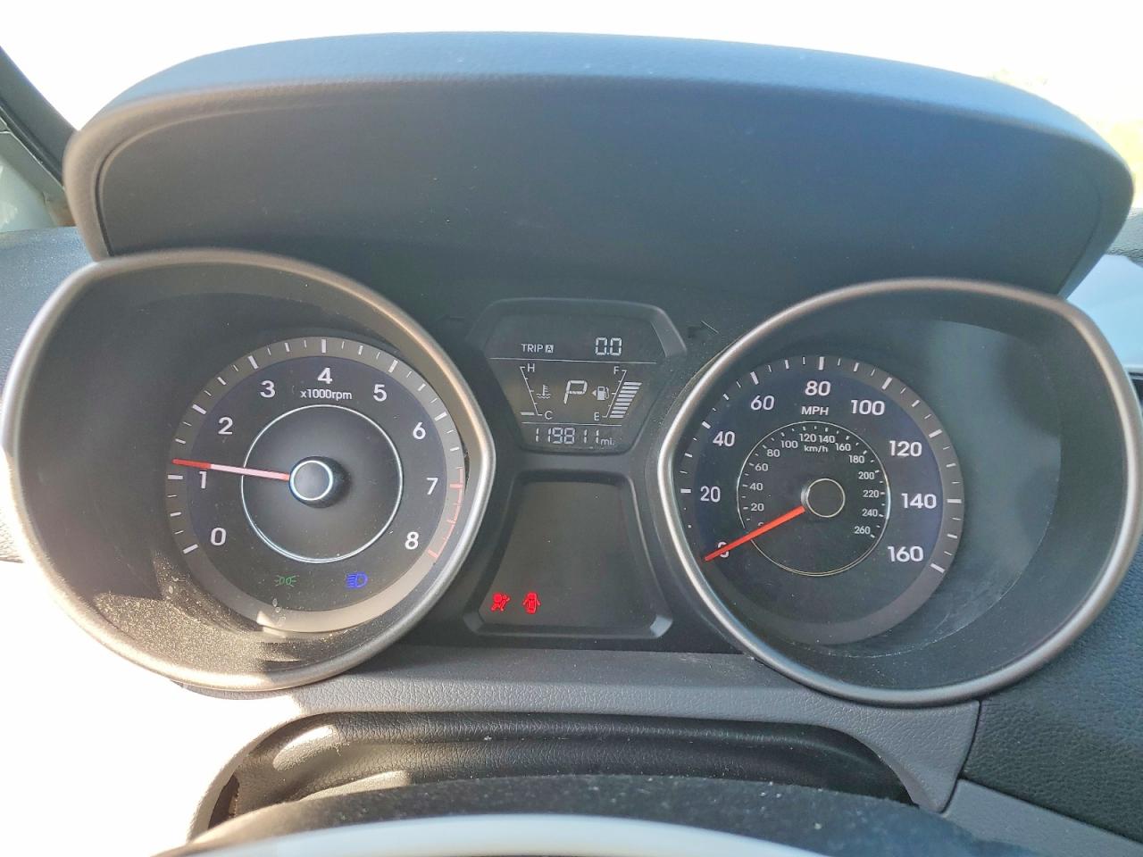 2016 HYUNDAI ELANTRA SE photo 25