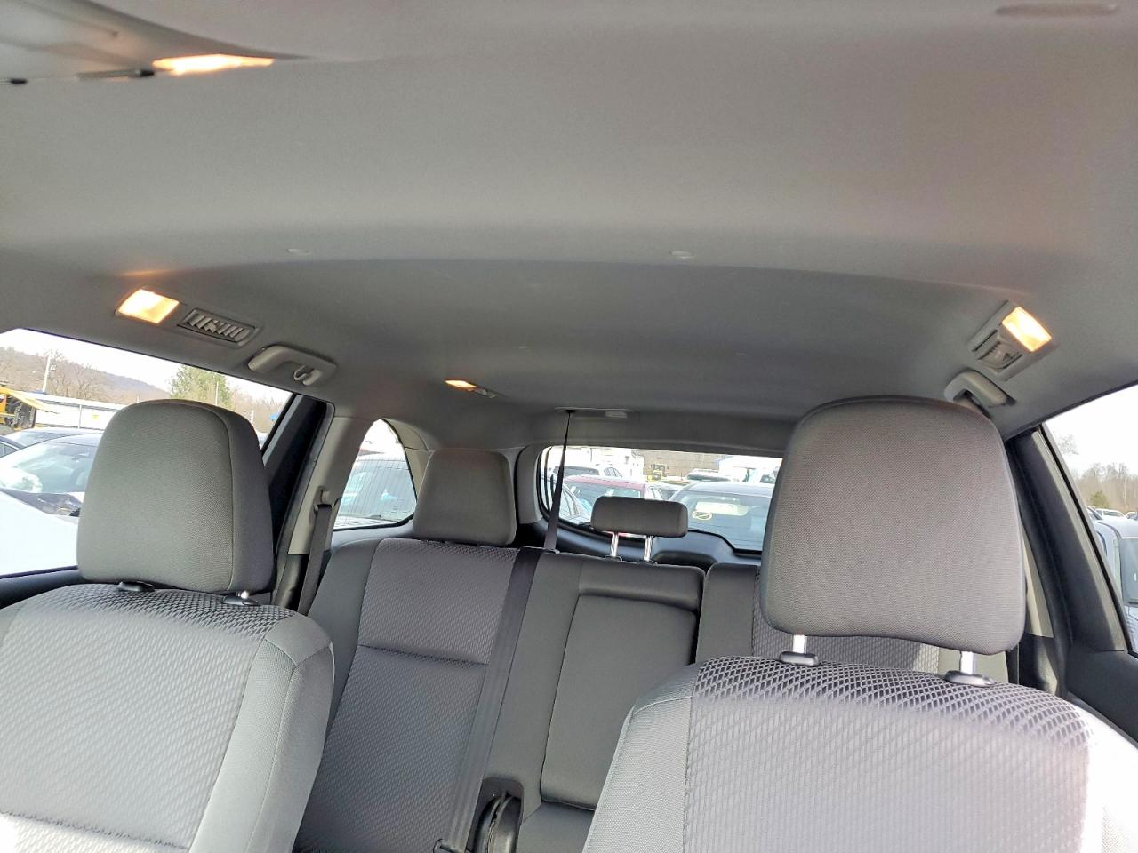 2019 TOYOTA HIGHLANDER LE photo 19