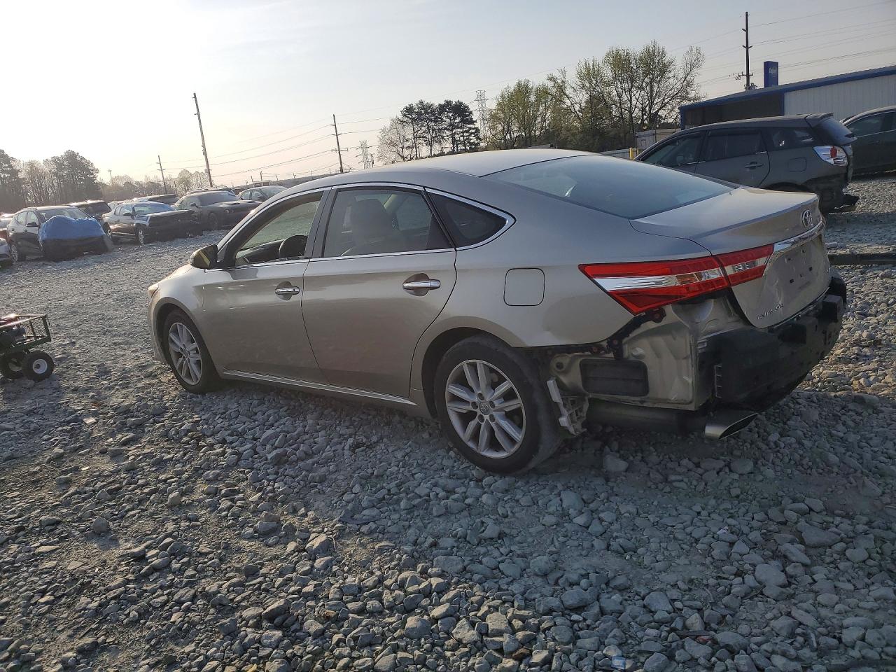 2013 TOYOTA AVALON XLE PREMIUM photo 2